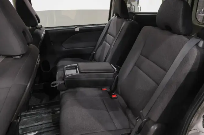 Nissan Serena V (C27) с пробегом 2016 года, цена 1 619 000 рублей, 215000 км, минивэн, Автокод Объявления