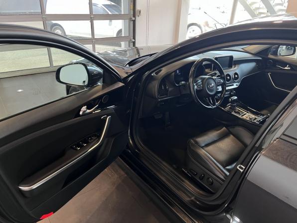 Kia Stinger I с пробегом 2019 года, цена 2 300 000 рублей, 159667 км, лифтбек, Автокод Объявления