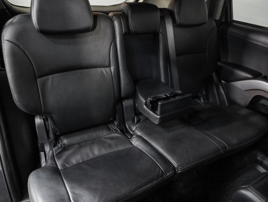 Mitsubishi Outlander II Рестайлинг Санкт-Петербург  - изображение 22