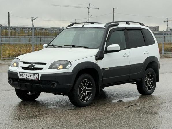 Chevrolet Niva I Рестайлинг с пробегом 2018 года, цена 645 000 рублей, 97882 км, внедорожник, Автокод Объявления
