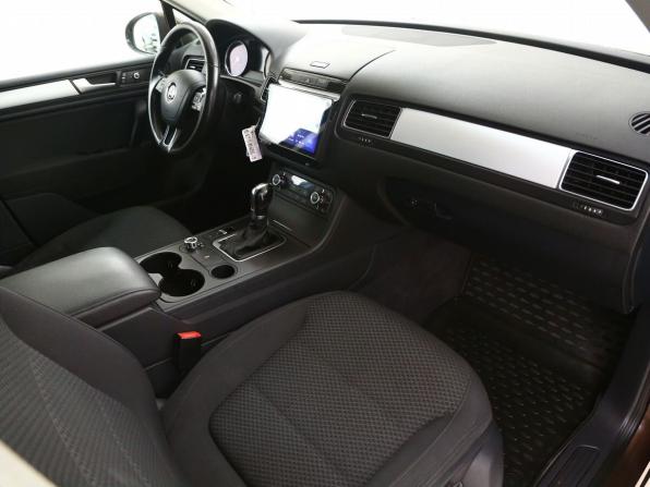 Volkswagen Touareg II с пробегом 2013 года, цена 1 855 000 рублей, 217000 км, внедорожник, Автокод Объявления