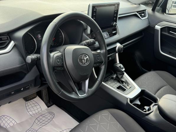 Toyota RAV4 V (XA50) с пробегом 2021 года, цена 3 700 000 рублей, 48105 км, внедорожник, Автокод Объявления