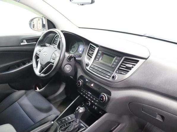 Hyundai Tucson III с пробегом 2017 года, цена 2 000 000 рублей, 123510 км, внедорожник, Автокод Объявления