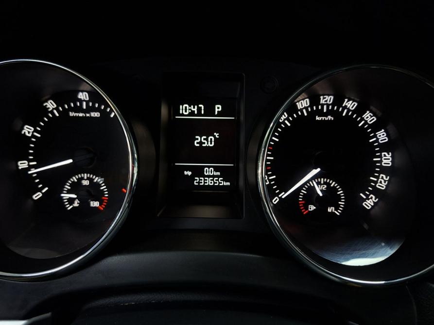 Skoda Yeti I Рестайлинг Москва  - изображение 13