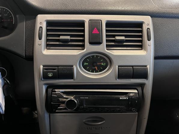 Lada (ВАЗ) Priora I с пробегом 2010 года, цена 210 000 рублей, 258630 км, седан, Автокод Объявления