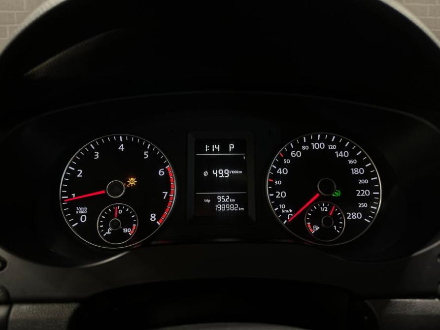 Volkswagen Jetta VI Челябинск  - изображение 18