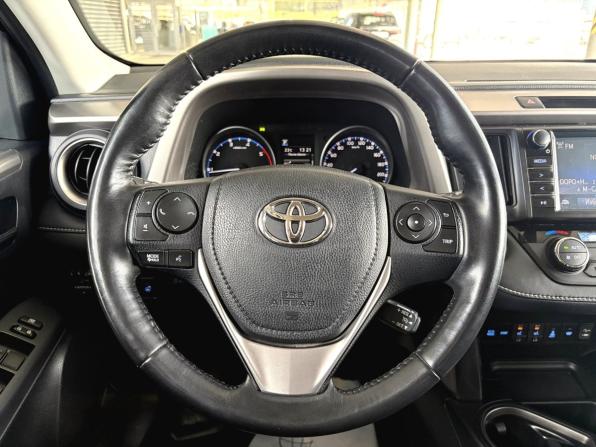 Toyota RAV4 IV (XA40) Рестайлинг с пробегом 2019 года, цена 2 650 000 рублей, 126105 км, внедорожник, Автокод Объявления