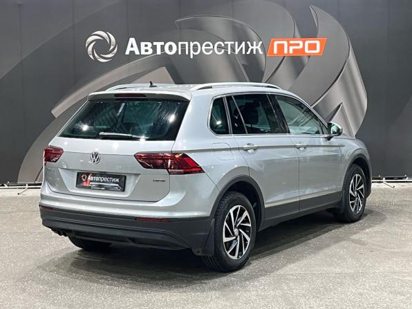 Volkswagen Tiguan II с пробегом 2018 года, цена 2 620 000 рублей, 89533 км, внедорожник, Автокод Объявления