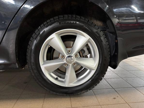 Toyota Corolla X (E140 E150) Рестайлинг с пробегом 2011 года, цена 849 000 рублей, 200791 км, седан, Автокод Объявления