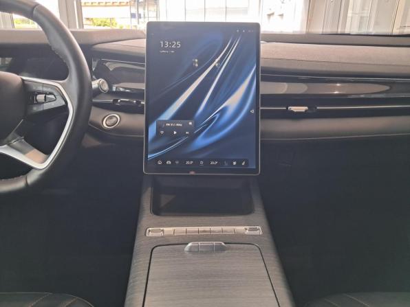 Geely Preface I с пробегом 2024 года, цена 2 552 000 рублей, 44142 км, седан, Автокод Объявления