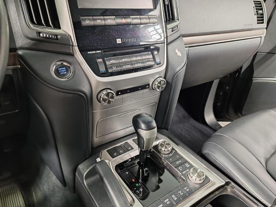 Toyota Land Cruiser 200 Series Рестайлинг 2 Москва  - изображение 20