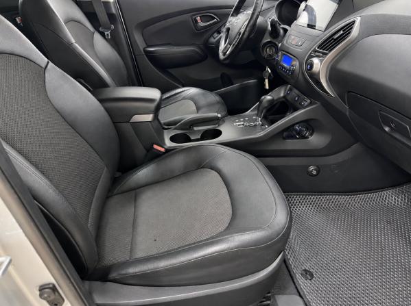 Hyundai ix35 I Рестайлинг с пробегом 2015 года, цена 1 520 000 рублей, 202591 км, внедорожник, Автокод Объявления