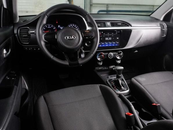 Kia Rio IV Рестайлинг с пробегом 2021 года, цена 1 498 000 рублей, 99220 км, седан, Автокод Объявления