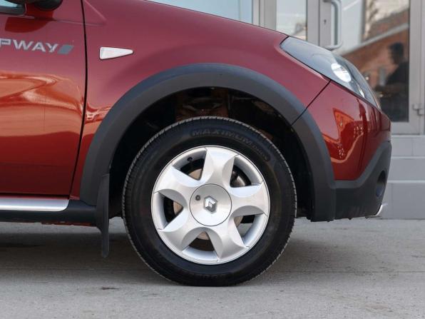 Renault Sandero I с пробегом 2013 года, цена 680 000 рублей, 117999 км, хэтчбек, Автокод Объявления