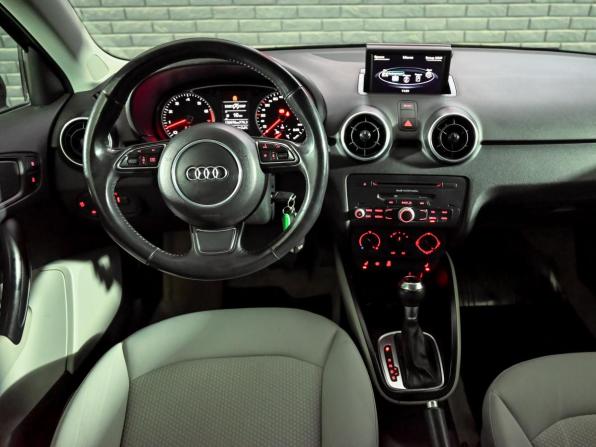Audi A1 I (8X) с пробегом 2012 года, цена 1 300 000 рублей, 139975 км, хэтчбек, Автокод Объявления