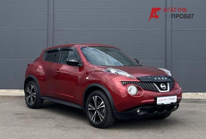 Nissan Juke I с пробегом 2014 года, цена 1 230 000 рублей, 113701 км, внедорожник, Автокод Объявления