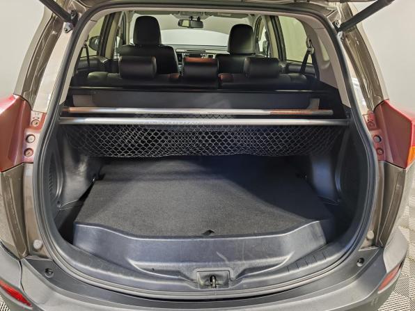 Toyota RAV4 IV (XA40) с пробегом 2014 года, цена 1 799 000 рублей, 232105 км, внедорожник, Автокод Объявления