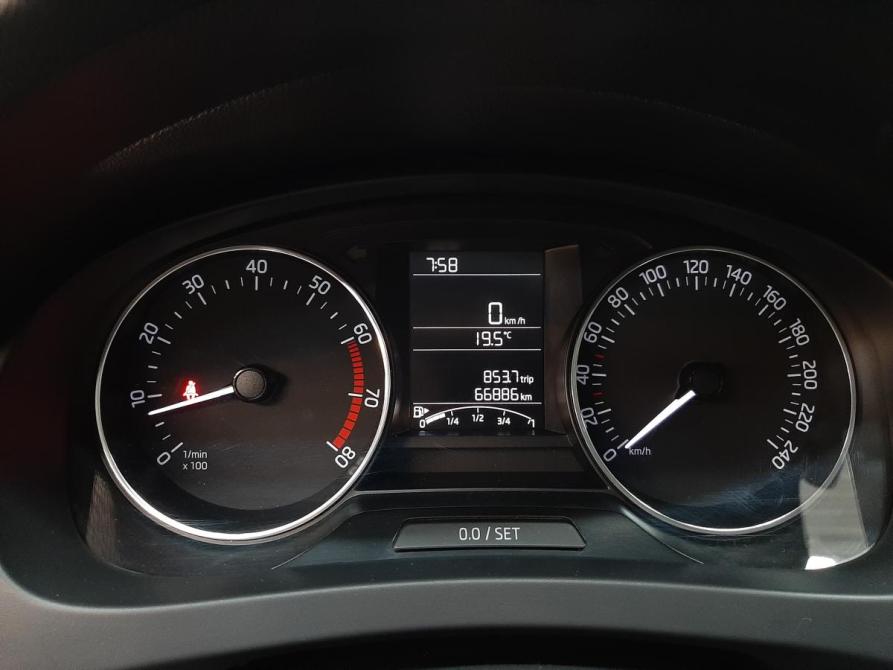 Skoda Rapid I Москва  - изображение 8
