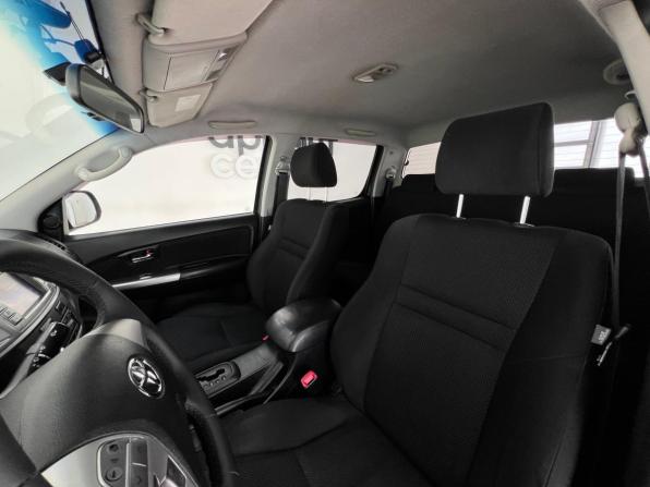 Toyota Hilux VII Рестайлинг с пробегом 2015 года, цена 2 450 000 рублей, 229823 км, пикап, Автокод Объявления