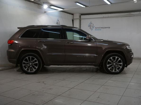 Jeep Grand Cherokee IV (WK2) Рестайлинг с пробегом 2018 года, цена 3 499 800 рублей, 190000 км, внедорожник, Автокод Объявления