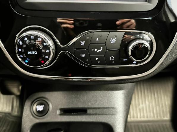 Renault Kaptur I с пробегом 2017 года, цена 1 105 000 рублей, 168114 км, внедорожник, Автокод Объявления