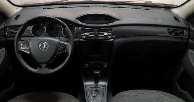 Dongfeng H30 Cross с пробегом 2015 года, цена 675 000 рублей, 120000 км, хэтчбек, Автокод Объявления