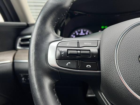 Kia K5 III с пробегом 2021 года, цена 2 595 000 рублей, 87183 км, седан, Автокод Объявления
