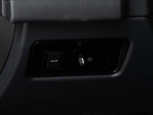 Jaguar XF II с пробегом 2019 года, цена 2 567 077 рублей, 95000 км, седан, Автокод Объявления