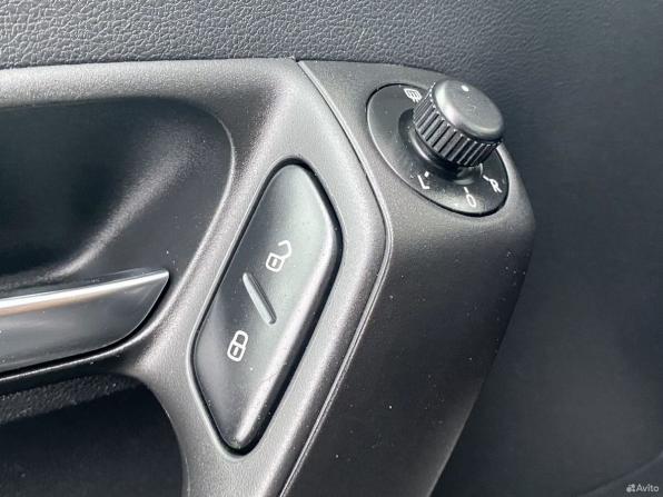 Volkswagen Polo V с пробегом 2012 года, цена 899 000 рублей, 179431 км, седан, Автокод Объявления