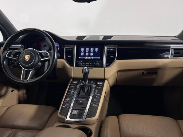 Porsche Macan I с пробегом 2017 года, цена 3 680 000 рублей, 92198 км, внедорожник, Автокод Объявления
