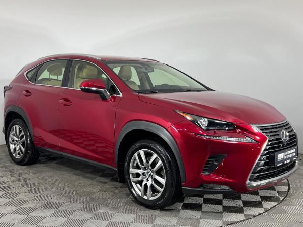 Lexus NX I Рестайлинг с пробегом 2018 года, цена 2 850 000 рублей, 111900 км, внедорожник, Автокод Объявления
