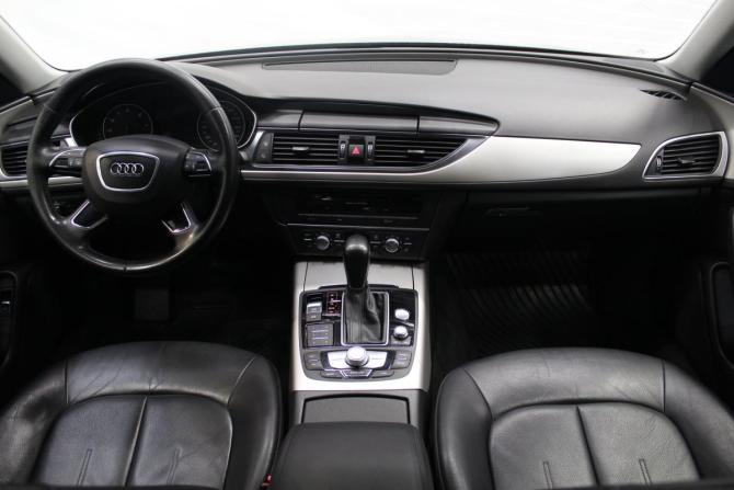 Audi A6 IV (C7) Рестайлинг с пробегом 2015 года, цена 1 690 000 рублей, 212427 км, седан, Автокод Объявления