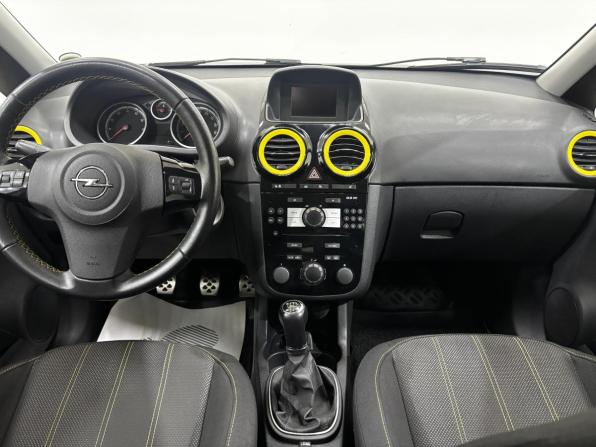 Opel Corsa D Рестайлинг II с пробегом 2011 года, цена 555 000 рублей, 93302 км, хэтчбек, Автокод Объявления