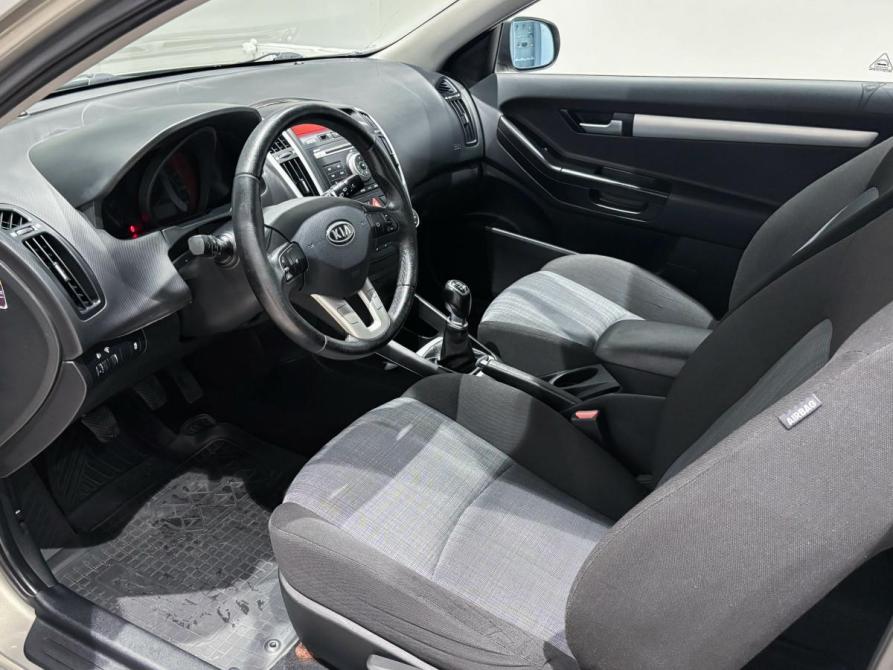 Kia Ceed I Рестайлинг Екатеринбург  - изображение 12