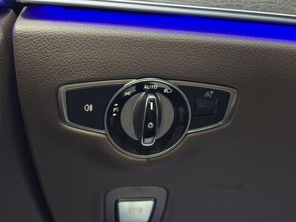 Mercedes-Benz E-Класс V (W213 S213 C238) с пробегом 2019 года, цена 3 395 000 рублей, 168576 км, седан, Автокод Объявления