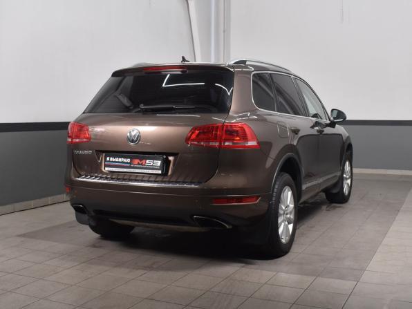 Volkswagen Touareg II с пробегом 2011 года, цена 1 979 995 рублей, 298439 км, внедорожник, Автокод Объявления