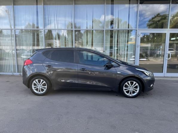 Kia Ceed II с пробегом 2015 года, цена 1 300 000 рублей, 145000 км, хэтчбек, Автокод Объявления