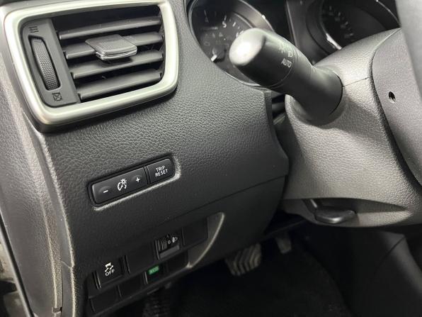 Nissan Qashqai II с пробегом 2017 года, цена 1 890 000 рублей, 71781 км, внедорожник, Автокод Объявления