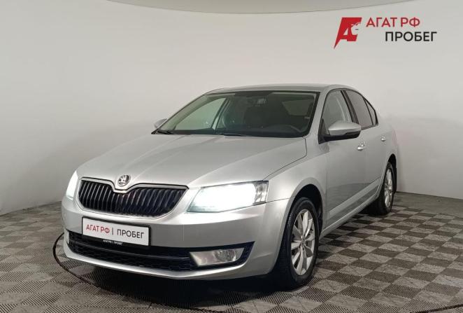 Skoda Octavia III (A7) с пробегом 2017 года, цена 1 225 000 рублей, 218603 км, лифтбек, Автокод Объявления