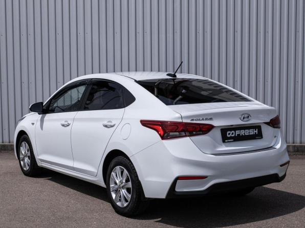 Hyundai Solaris II с пробегом 2018 года, цена 1 279 000 рублей, 96660 км, седан, Автокод Объявления