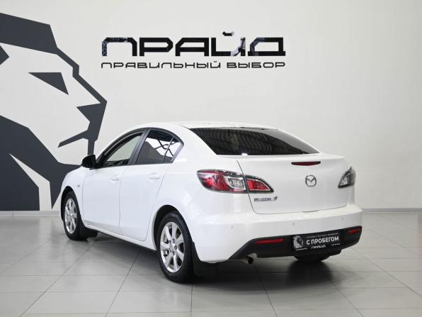 Mazda 3 II (BL) Рестайлинг с пробегом 2011 года, цена 879 900 рублей, 222000 км, седан, Автокод Объявления