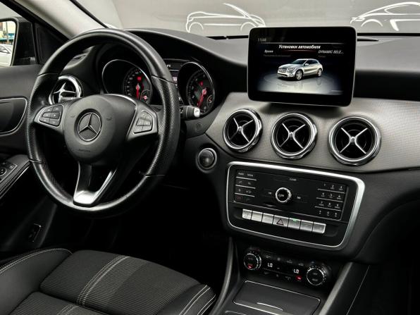Mercedes-Benz GLA I (X156) Рестайлинг с пробегом 2019 года, цена 2 528 200 рублей, 95783 км, внедорожник, Автокод Объявления