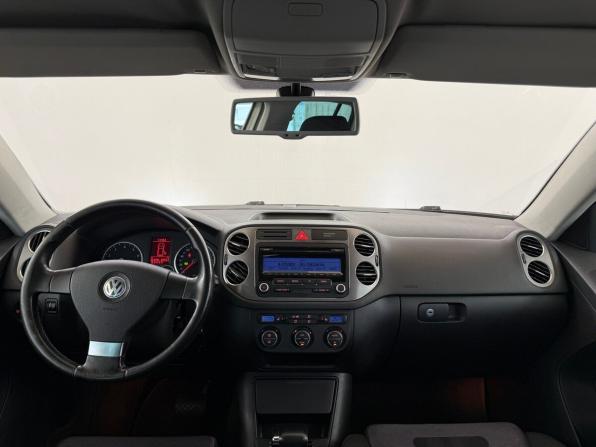 Volkswagen Tiguan I с пробегом 2009 года, цена 940 000 рублей, 221990 км, внедорожник, Автокод Объявления