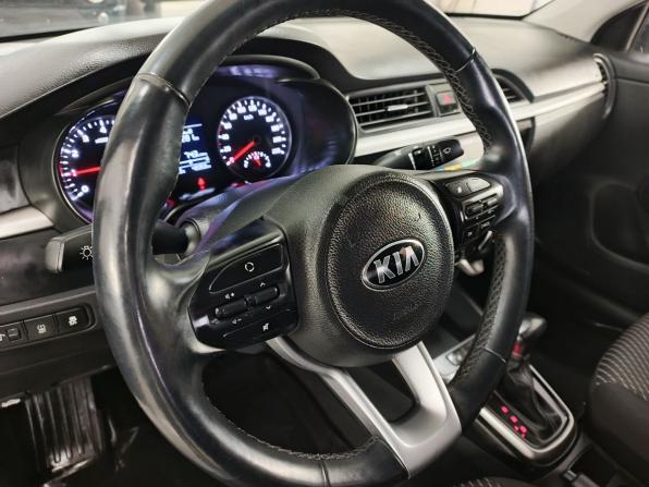 Kia Rio IV с пробегом 2017 года, цена 1 200 000 рублей, 48255 км, седан, Автокод Объявления