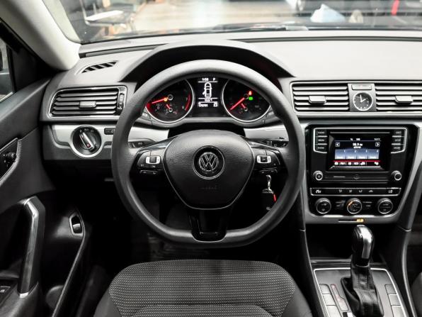 Volkswagen Passat B8 с пробегом 2016 года, цена 1 750 000 рублей, 175729 км, седан, Автокод Объявления