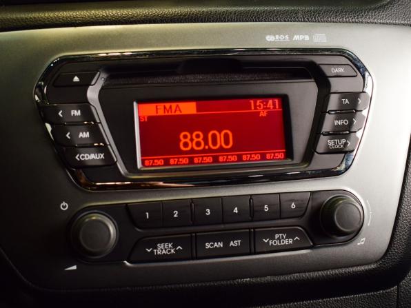 Kia Rio III Рестайлинг с пробегом 2015 года, цена 1 029 995 рублей, 65432 км, хэтчбек, Автокод Объявления
