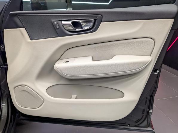 Volvo XC60 II с пробегом 2020 года, цена 3 955 000 рублей, 74072 км, внедорожник, Автокод Объявления