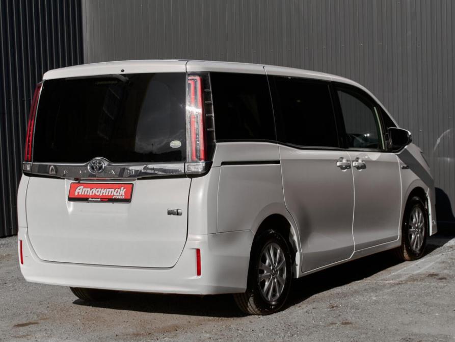 Toyota Noah III (R80) Рестайлинг Екатеринбург  - изображение 4