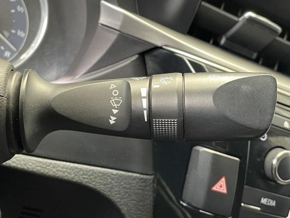 Toyota Corolla XI (E160 E170 E180) с пробегом 2013 года, цена 1 325 000 рублей, 157697 км, седан, Автокод Объявления