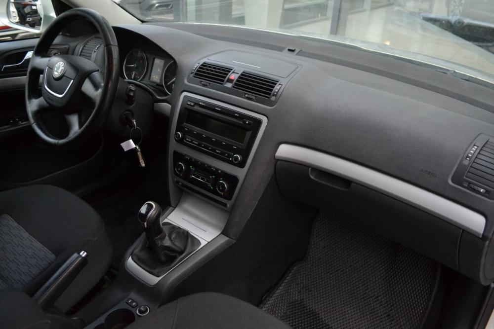 Skoda Octavia II (A5) Рестайлинг Старый Оскол  - изображение 9